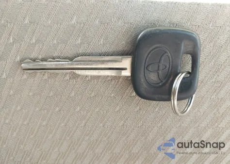 2005 Toyota Highlander V6 from USA, damaged, VIN JTEDP21A250074197